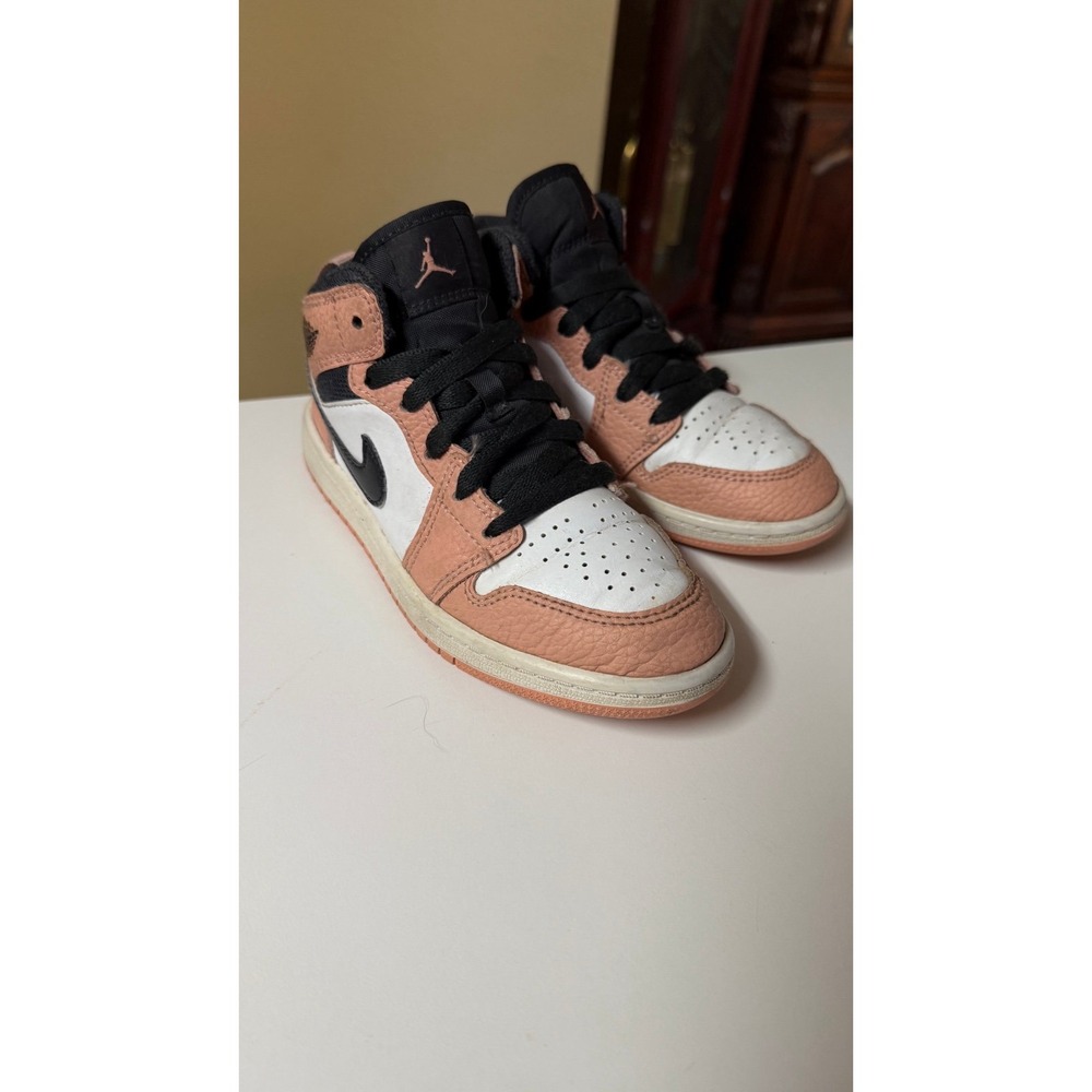 Nike‎ Air Jordan 1 Mid Pink Quartz kids athletic shoes sneakers size 13c